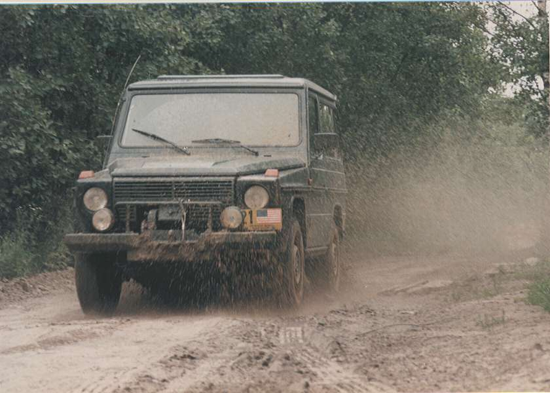 Illustration for article titled Interesting video from a BRIXMIS G-Wagen in 1988.